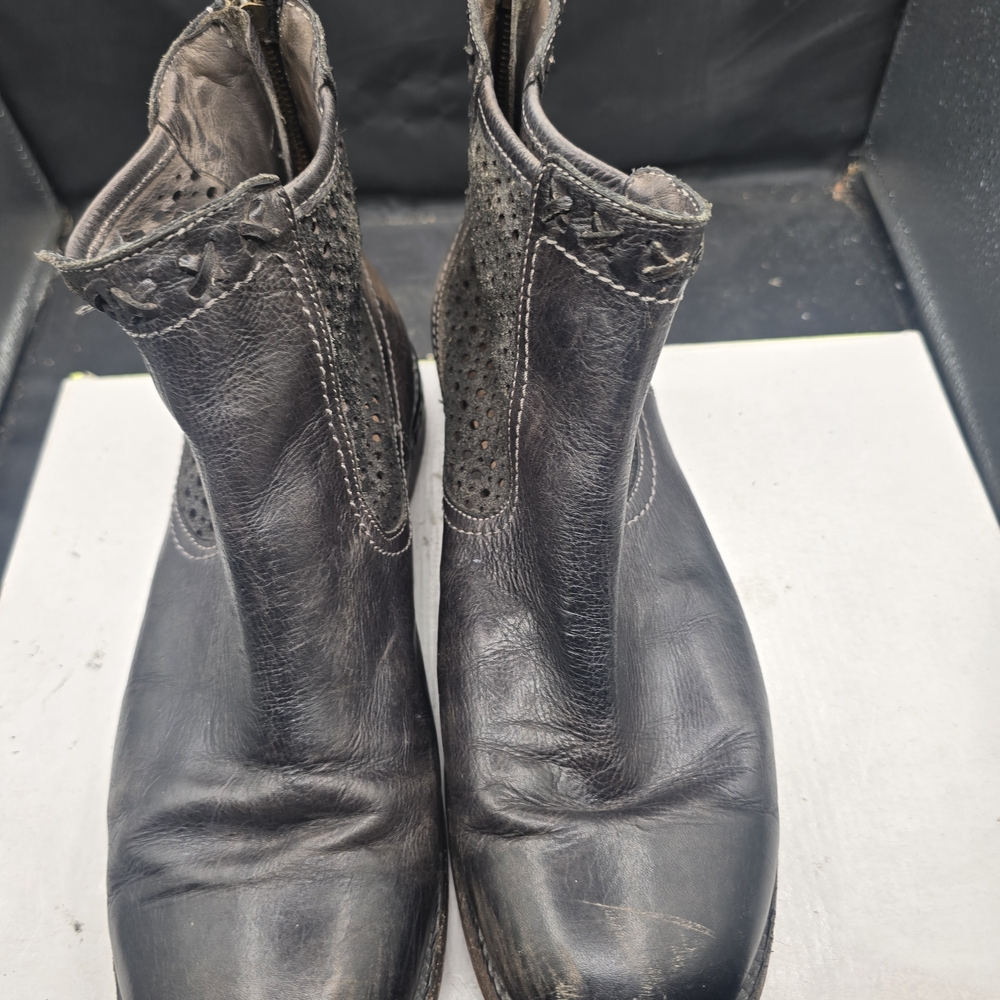 Bed‎ Stu Black Leather Cowboy Boots
